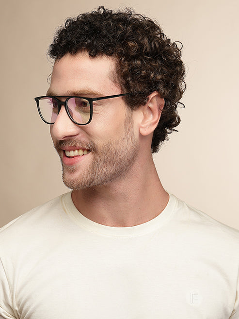 Sleek Black Ultralight Spectacles