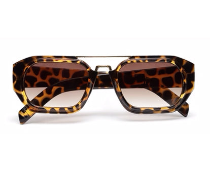 Tort Brown Rectangular Vintage  UV Protected Sunglass