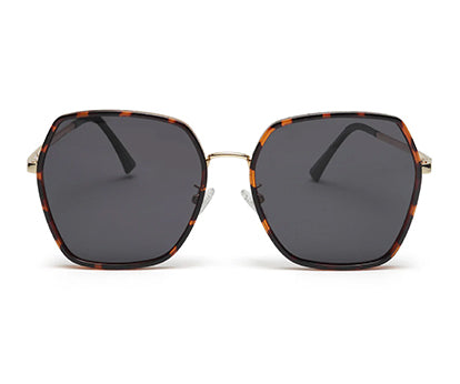 Tort Black Large Square UV Protection Sunglass for Women